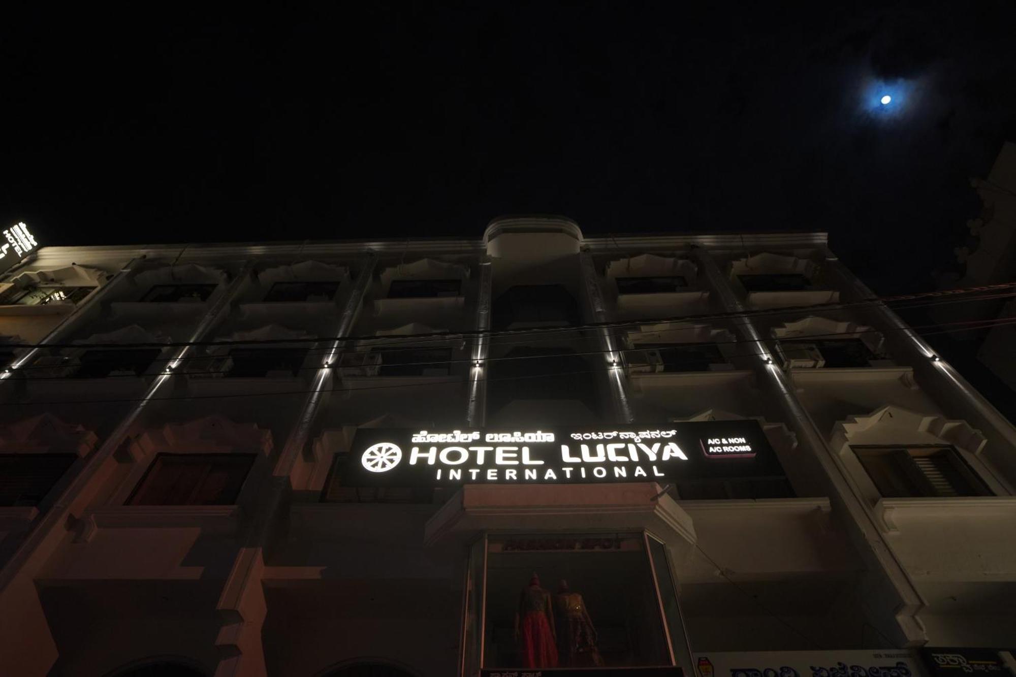 Luciya International Mysore Exterior foto