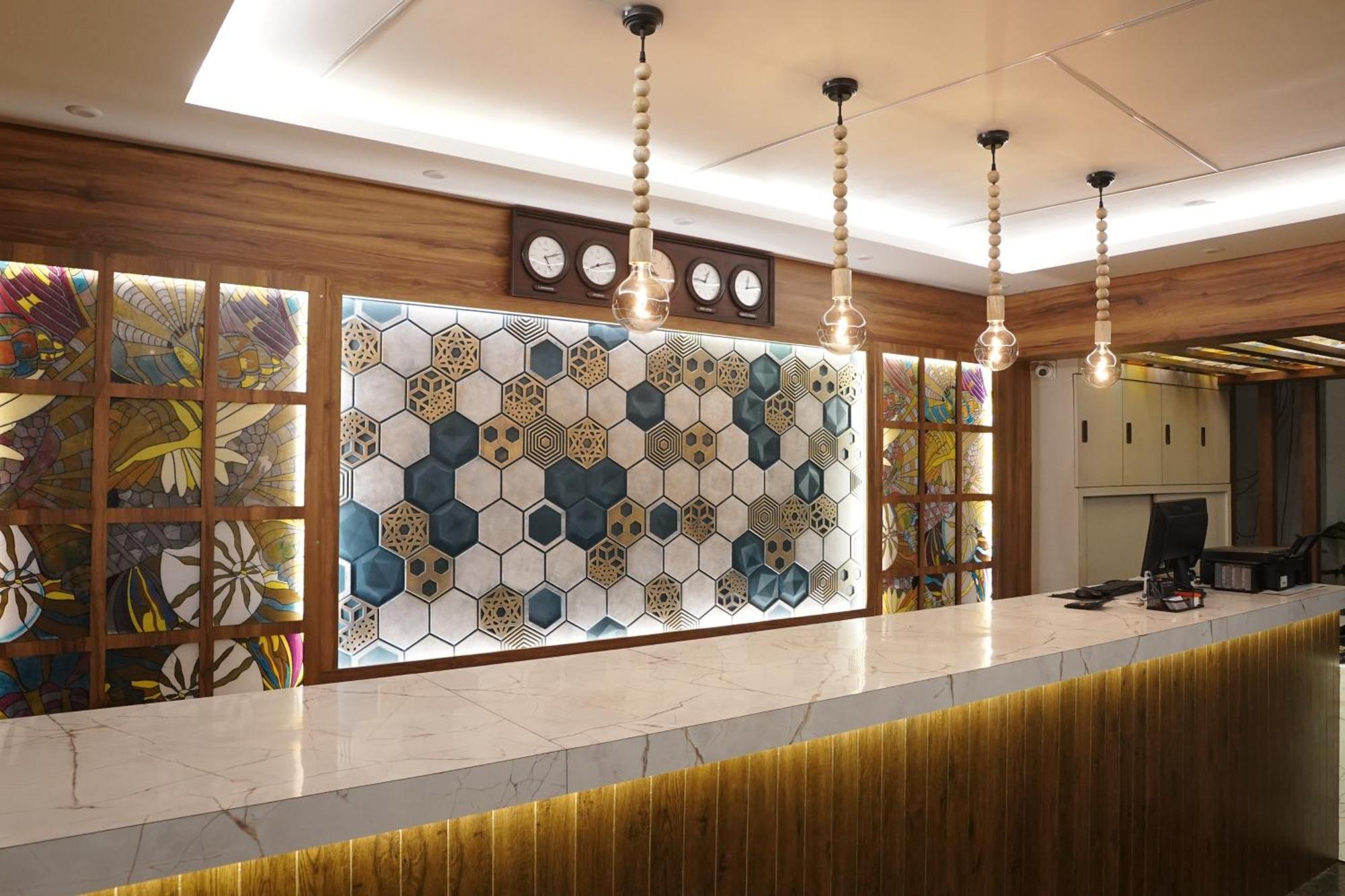 Luciya International Mysore Exterior foto