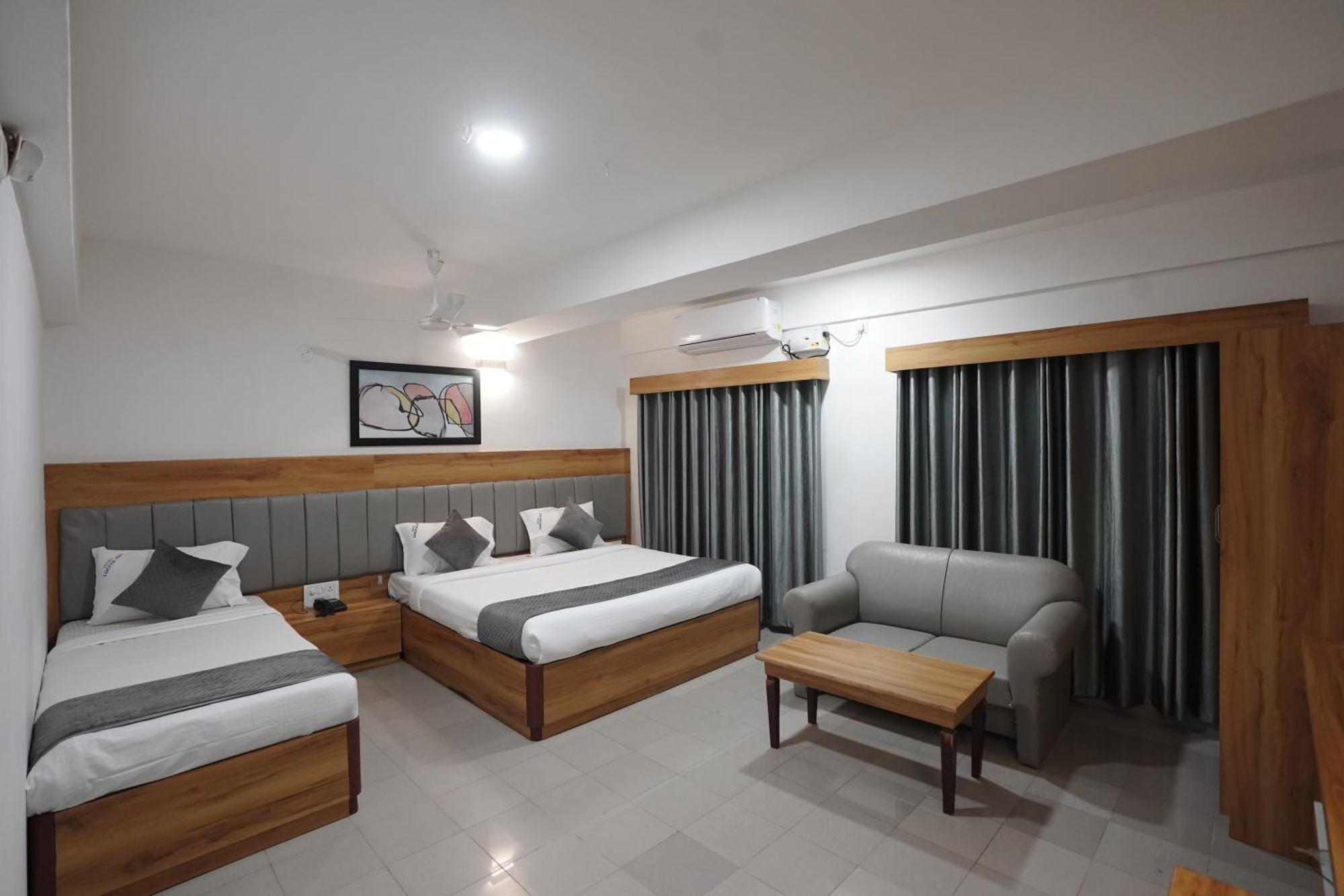 Luciya International Mysore Exterior foto
