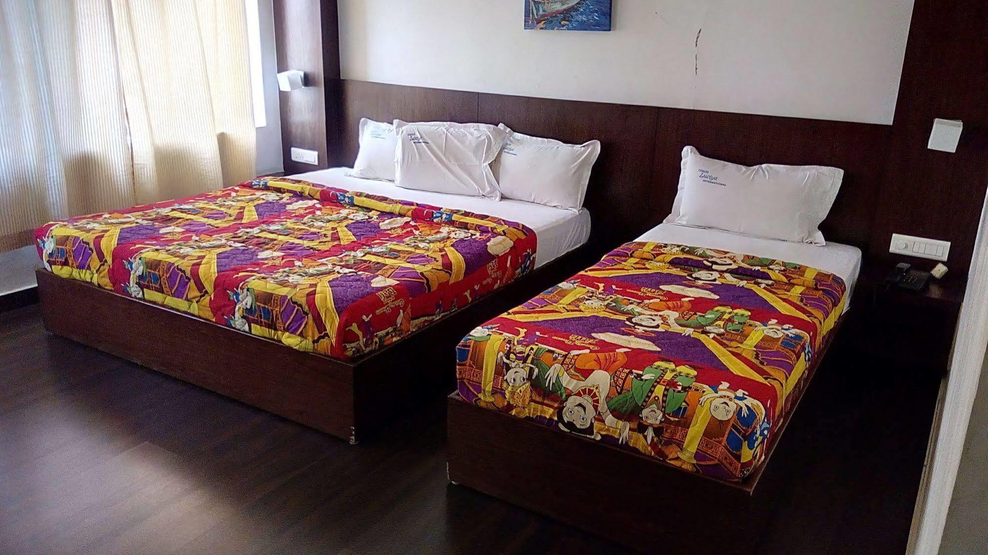 Luciya International Mysore Exterior foto