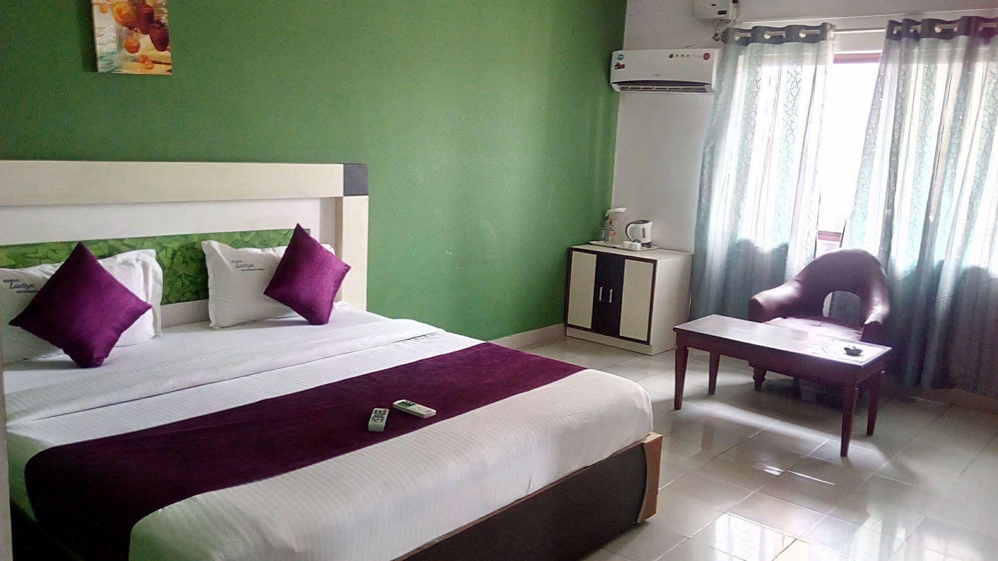 Luciya International Mysore Exterior foto